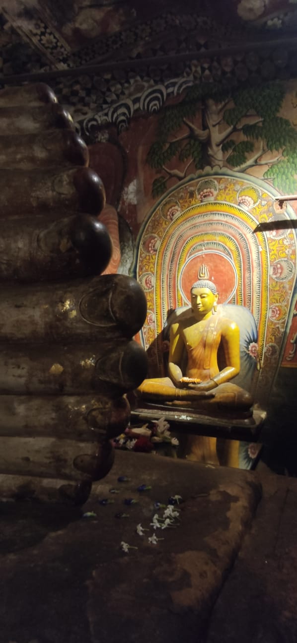 Dambulla cave Temple 