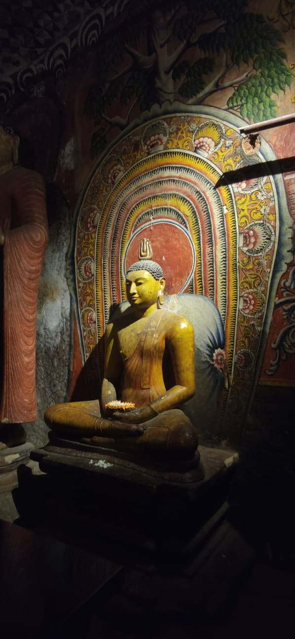 Dambulla cave Temple 