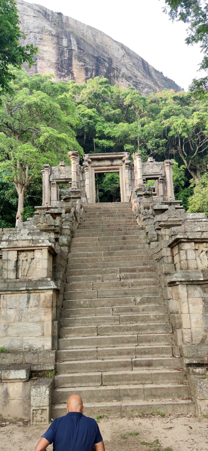 Yapahuwa temple 